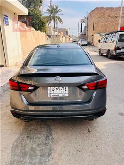 نيسان ألتيما